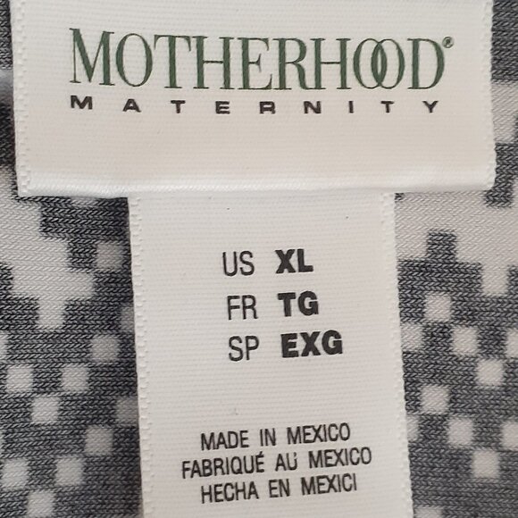 Motherhood MATERNITY Black/White Chevron Jersey Knit Tunic; Low V-Neck; Size XL - Picture 3 of 5